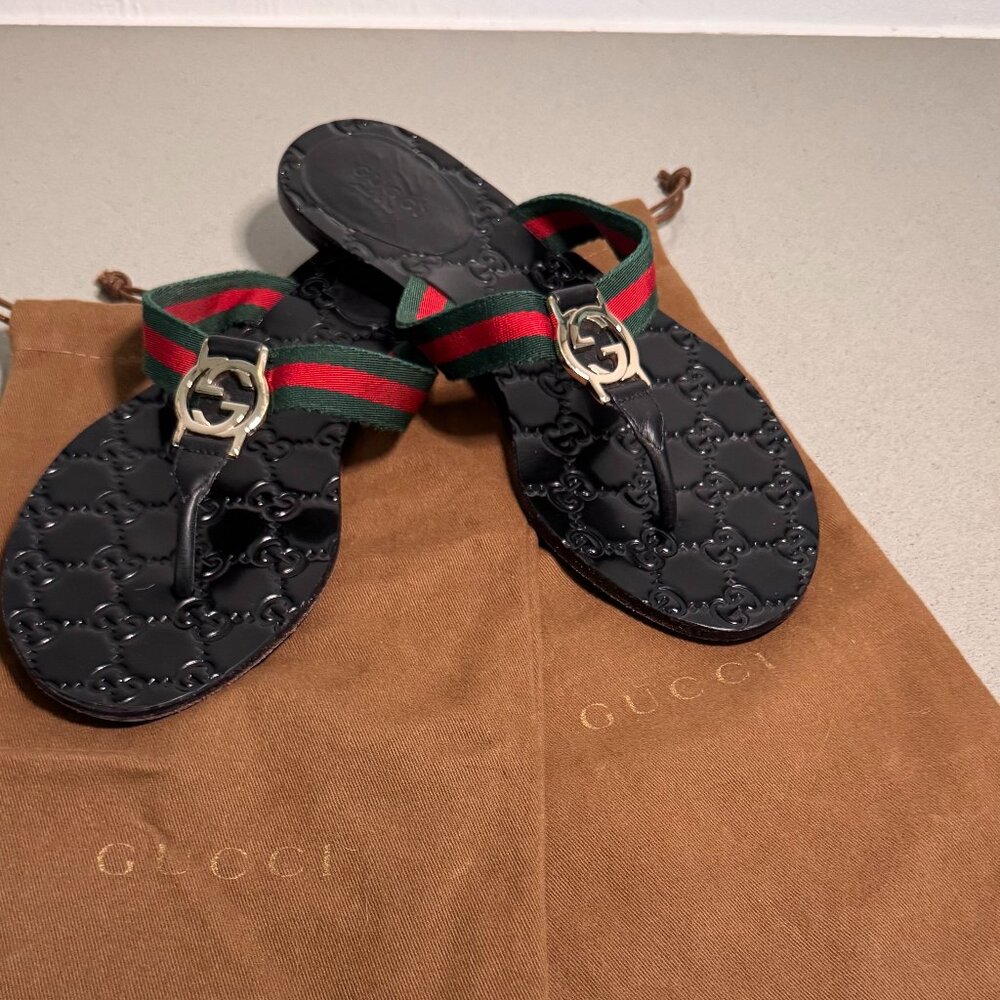 Gucci Authentic GG Logo Stripe Thong Sandals - Picture 11 of 14